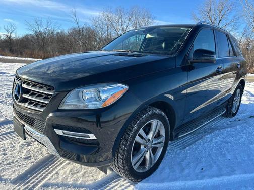 2015 Mercedes-Benz M-Class 4MATIC