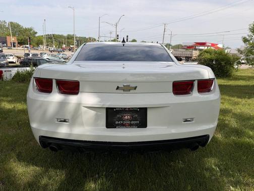 2011 Chevrolet Camaro 2LS