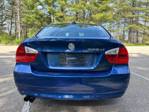 2007 BMW 328 328xi Sedan 4D