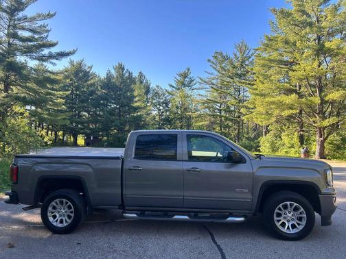 Brown 2017 GMC Sierra 1500 SLT