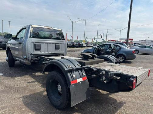 2022 RAM 3500 Tradesman/SLT