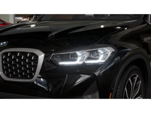 2025 BMW X4 xDrive30i