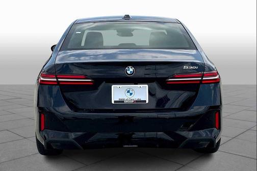 Black 2026 BMW 530 i
