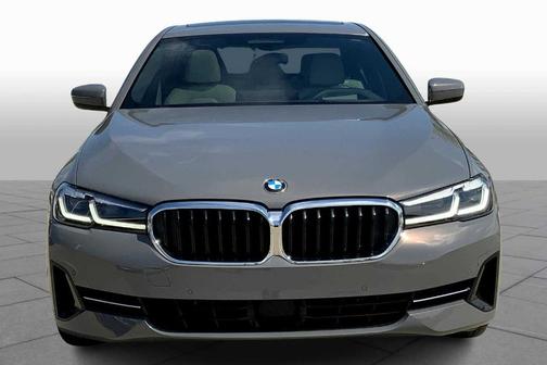 2022 BMW 530 i