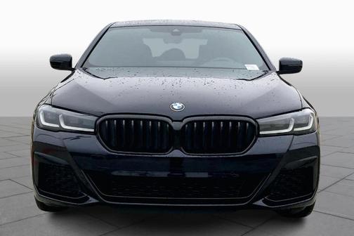 2023 BMW 530 i