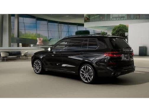 2026 BMW X7 M60i
