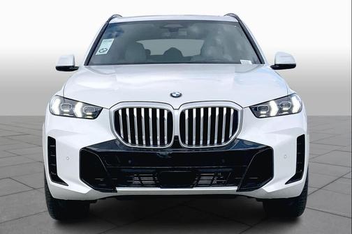 Mineral White Metallic 2026 BMW X5 xDrive40i