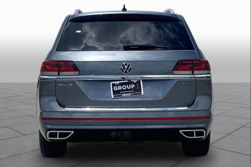Platinum Gray Metallic 2023 Volkswagen Atlas 3.6L SEL Premium R-Line