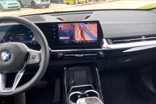 2025 BMW X2 xDrive28i