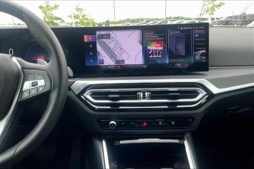 2024 BMW 330 i