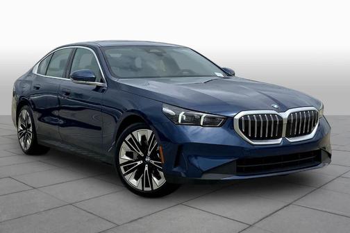 Phytonic Blue Metallic 2026 BMW 530 i