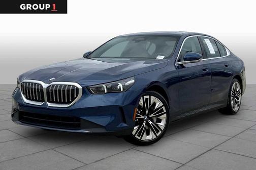 Phytonic Blue Metallic 2026 BMW 530 i