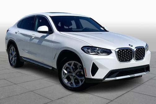 Mineral White Metallic 2025 BMW X4 xDrive30i