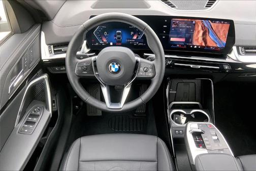 2025 BMW X2 xDrive28i