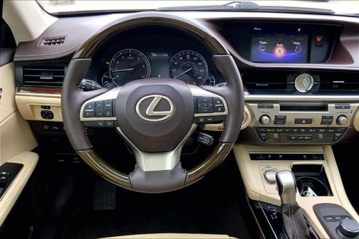 2017 Lexus ES 350 Base