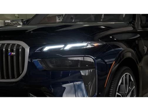 2026 BMW X7 M60i