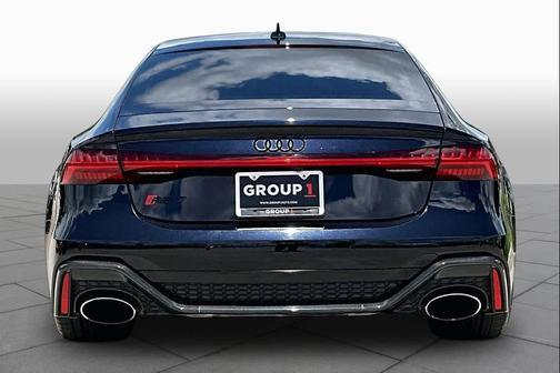 Sebring Black Crystal Effect 2022 Audi RS 7 4.0T quattro