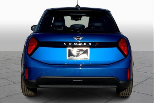 Icy Sunshine Blue Metallic 2026 MINI Hardtop Cooper S