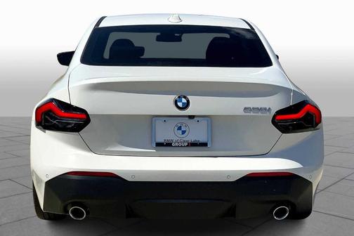 2024 BMW 230 i