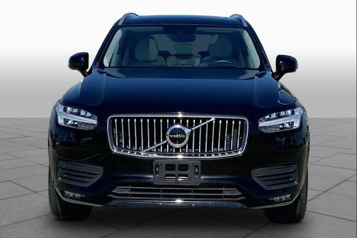 Onyx Black Metallic 2021 Volvo XC90 T6 Momentum 7 Passenger
