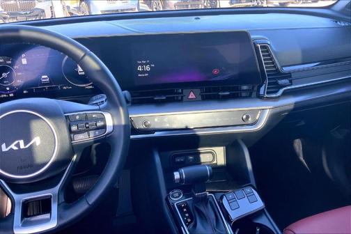 2024 Kia Sportage SX