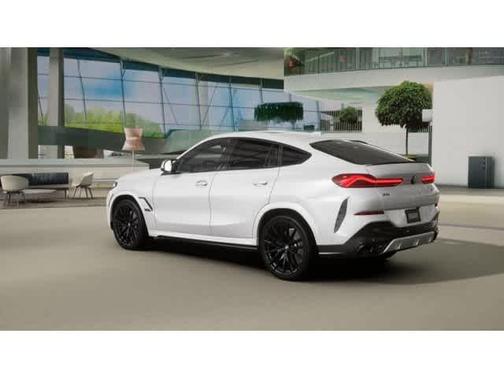 2026 BMW X6 M60i