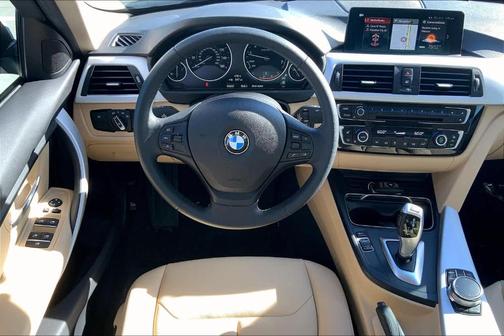 2018 BMW 320 i