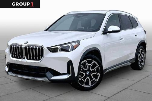 Mineral White Metallic 2025 BMW X1 xDrive28i