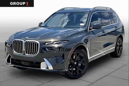 Gray Metallic 2026 BMW X7 xDrive40i