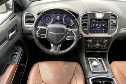 2018 Chrysler 300 Limited