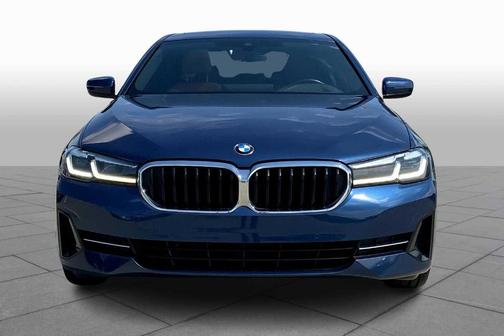 2022 BMW 530 i