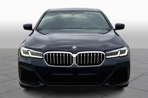 2022 BMW 530 i