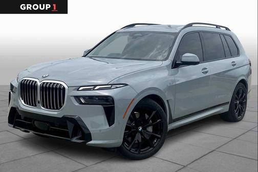 Gray Metallic 2026 BMW X7 xDrive40i