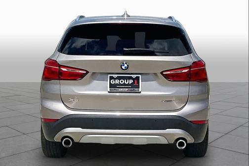 Cashmere Silver Metallic 2022 BMW X1 xDrive28i