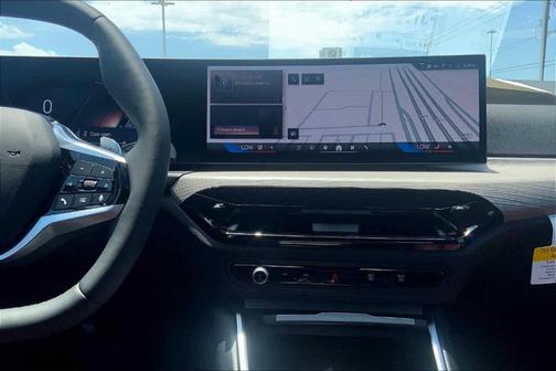 2025 BMW 330 i