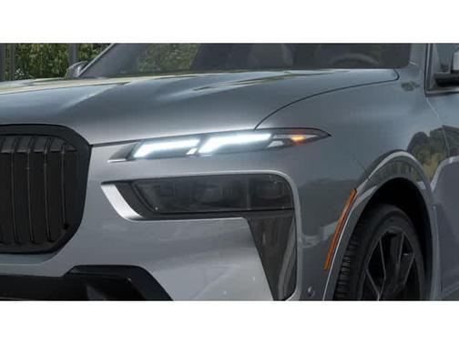 Skyscraper Grey Metallic 2027 BMW X7 xDrive40i