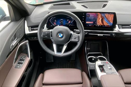 2025 BMW X2 xDrive28i