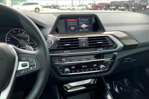 Mineral White Metallic 2019 BMW X3 sDrive30i