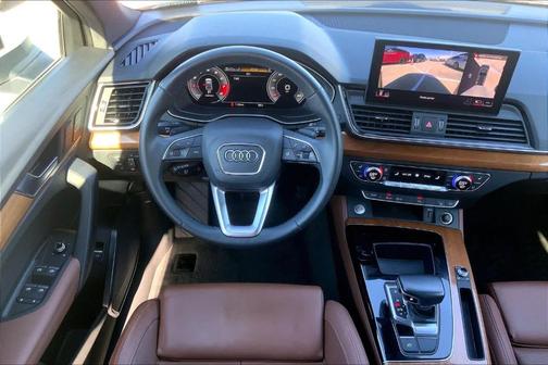 2021 Audi Q5 40 Premium Plus
