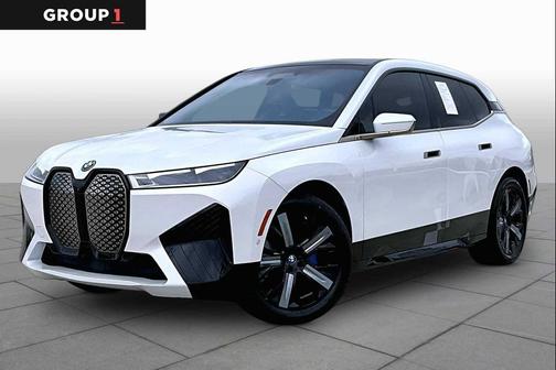 Mineral White Metallic 2024 BMW iX xDrive50