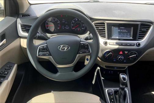 2021 Hyundai Accent SE