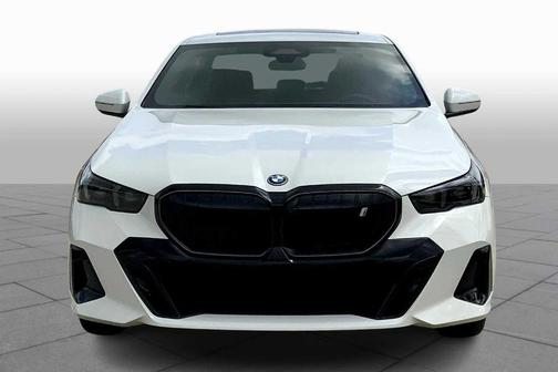 2025 BMW i5 eDrive40