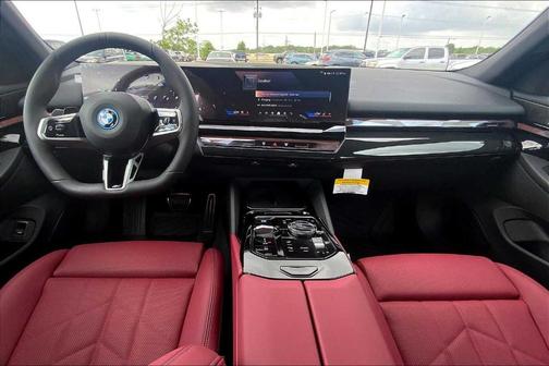 2025 BMW i5 eDrive40