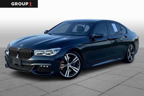 2019 BMW 750 i