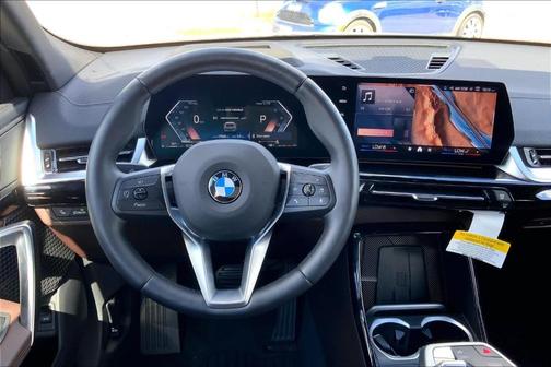2025 BMW X2 xDrive28i