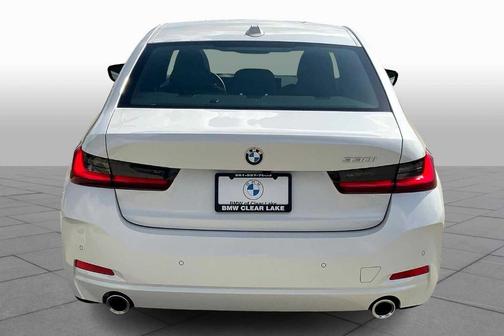 2024 BMW 330 i