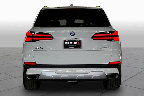 Alpine White 2026 BMW X5 sDrive40i