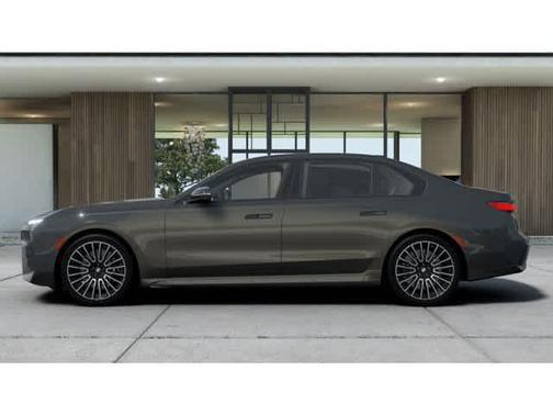 Dravit Grey Metallic 2026 BMW 760 xDrive