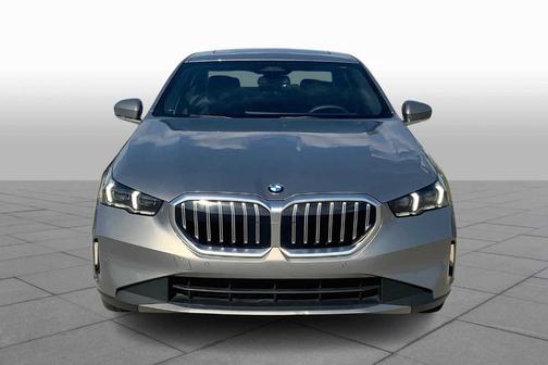 2024 BMW 530 i