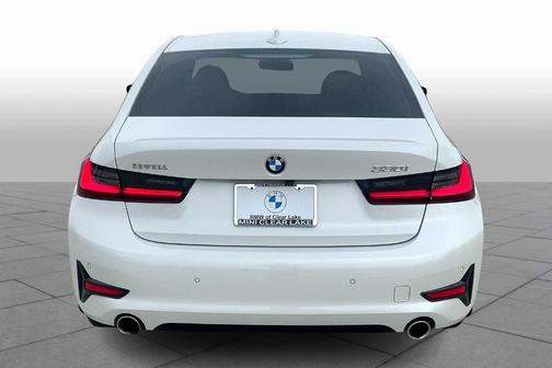 2022 BMW 330 i